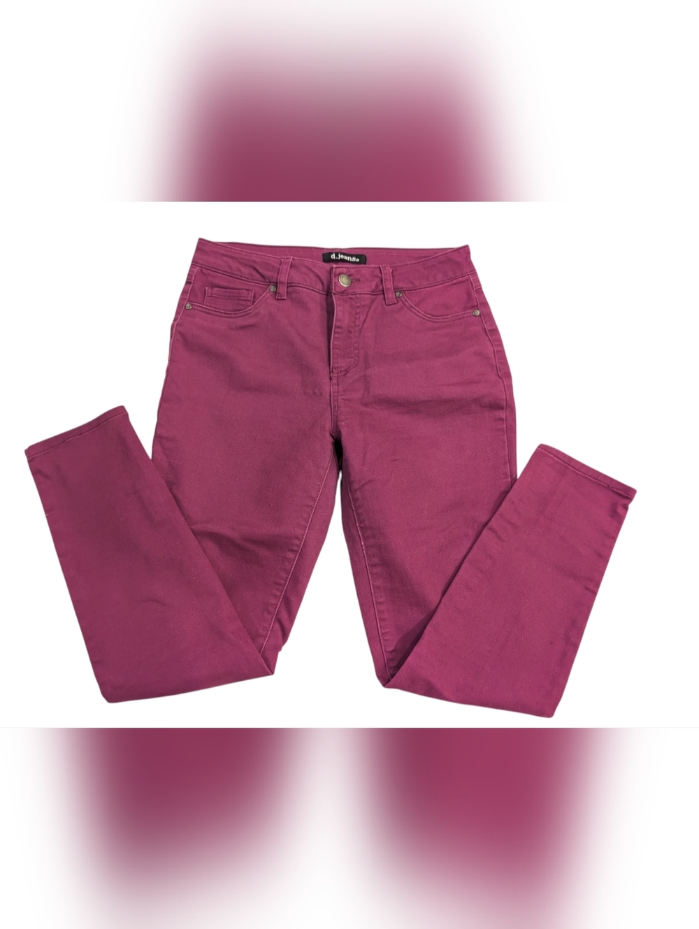 d. jeans Women's Magenta Slim Ankle Jeans, Size 4